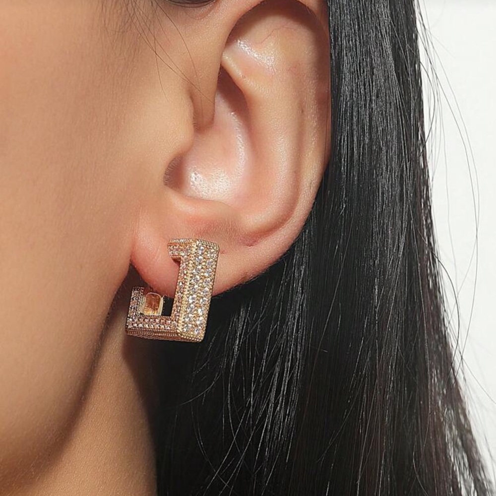 💛 Stainless Steel Square Hoop Earrings